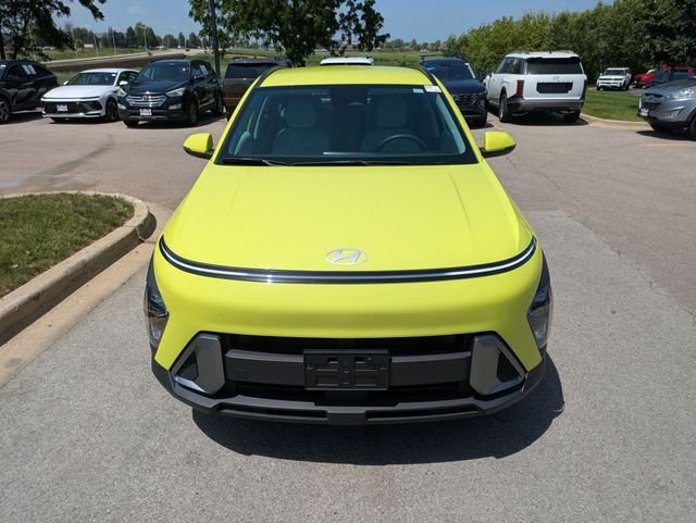 Used 2024 Yellow Hyundai SEL image 2