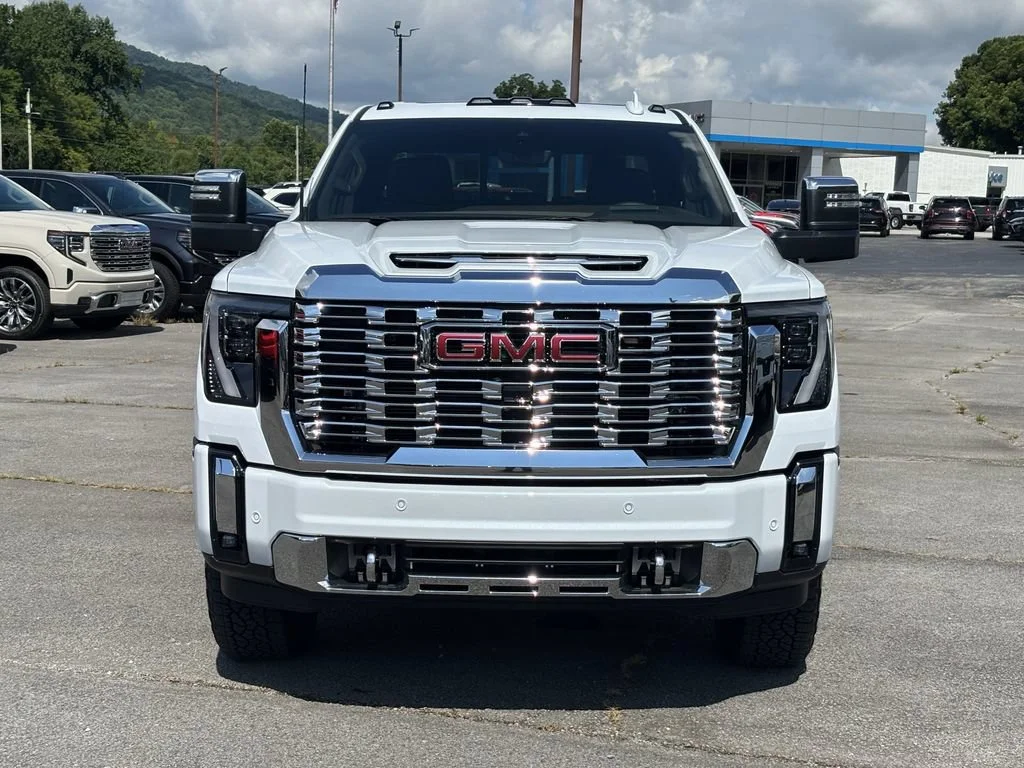 New 2026 Glacier White Tricoat GMC Denali image 5