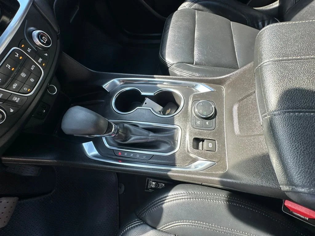 Used 2024 Black Chevrolet LT Cloth image 17