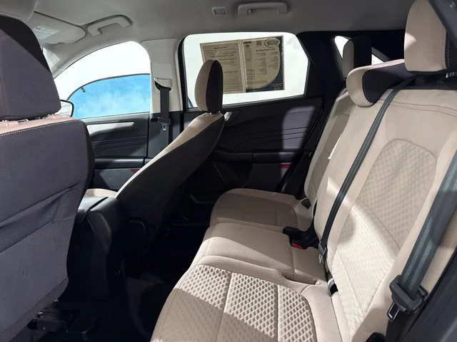 Used 2021 White Ford SE image 13