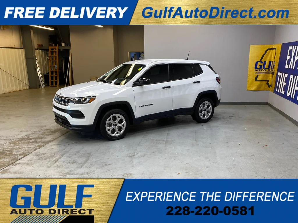 Used 2025 White Jeep Sport image 5