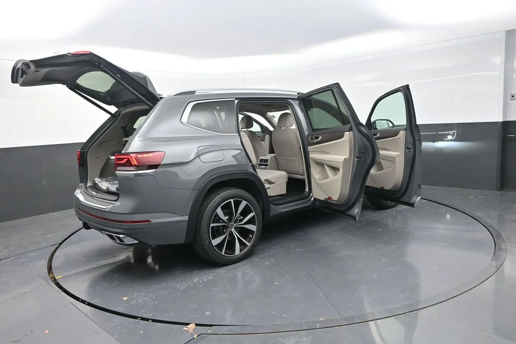 New 2026  Volkswagen 2.0T SEL Premium R-Line image 35
