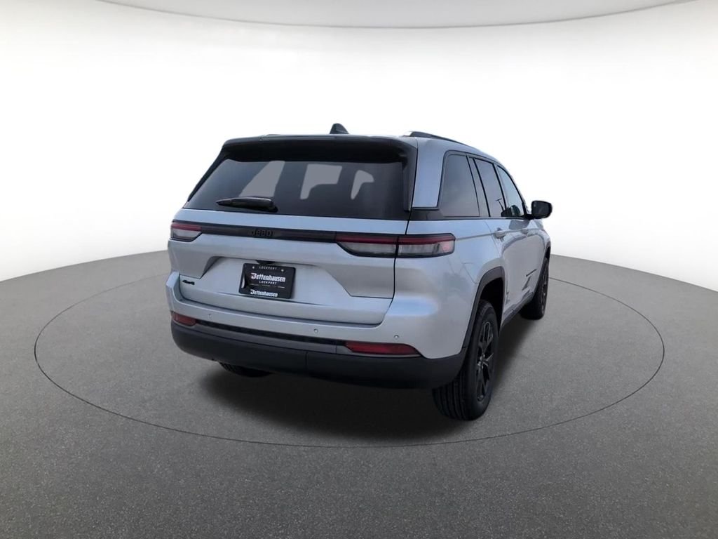 New 2026 Silver Jeep Altitude image 7