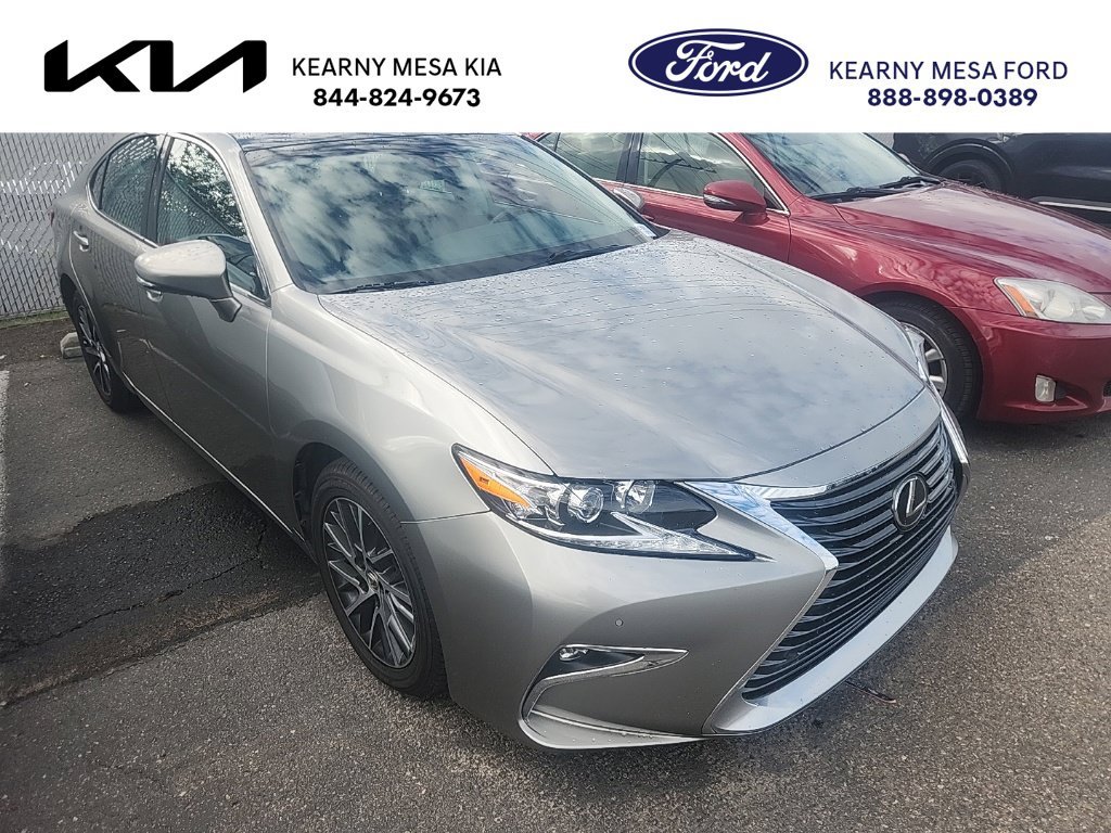 2017 Lexus ES
