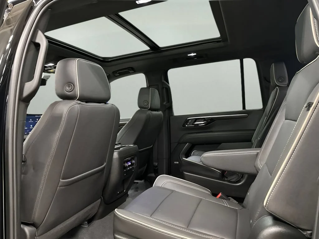 2026 Chevrolet Suburban Premier - Photo 23