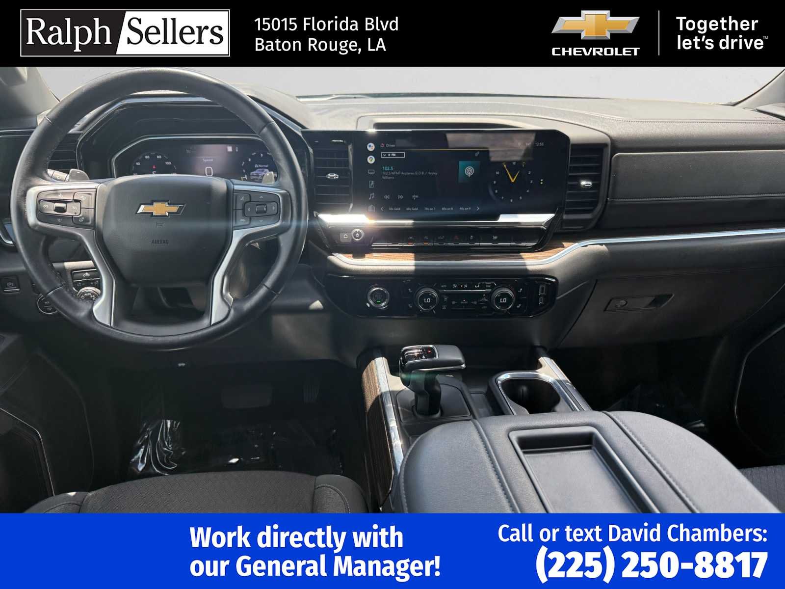 Used 2022 Northsky Blue Metallic Chevrolet LT image 10