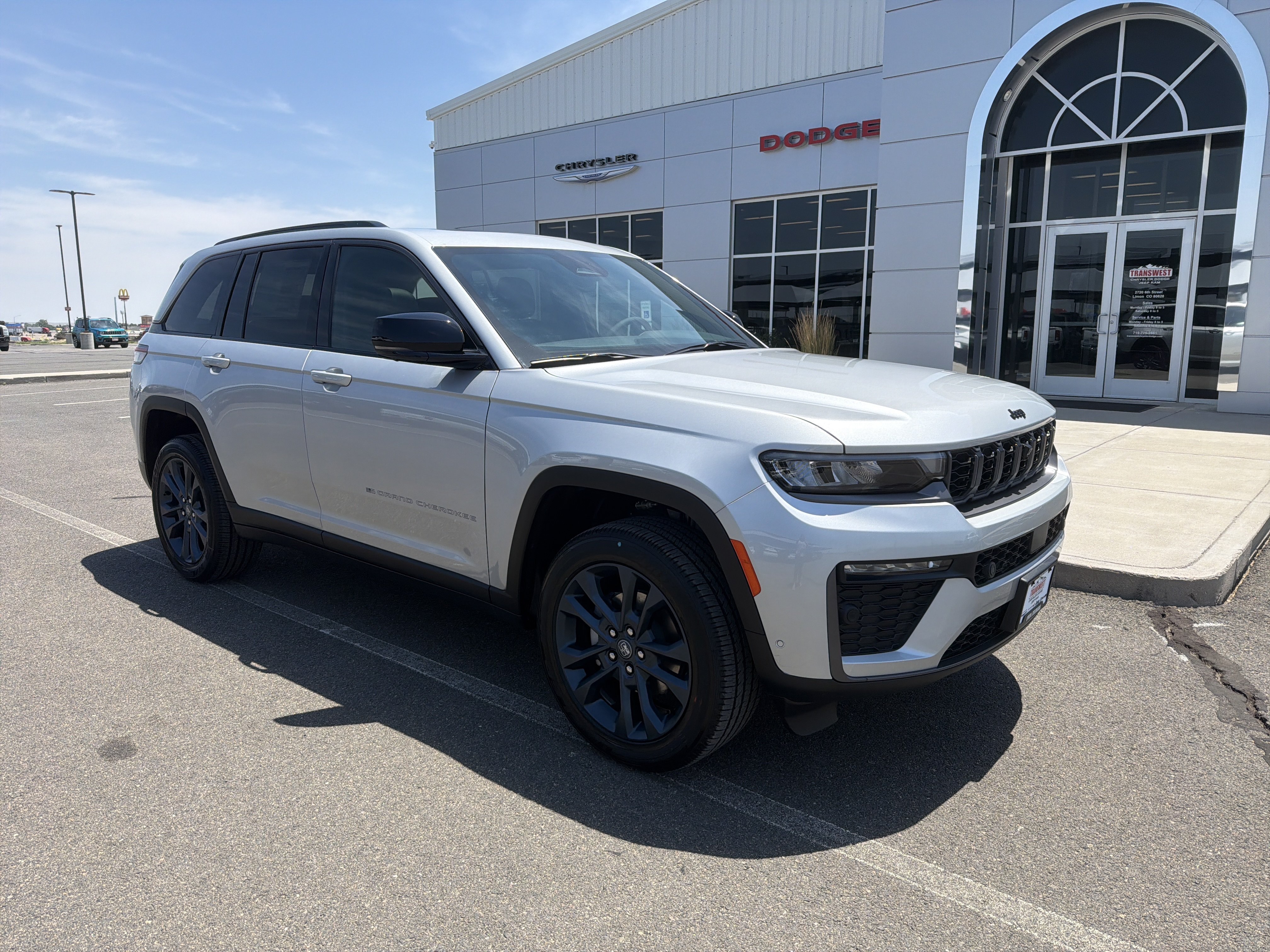 New 2026 Silver Zynith Exterior Paint Jeep 85th Anniversary Edition image 2