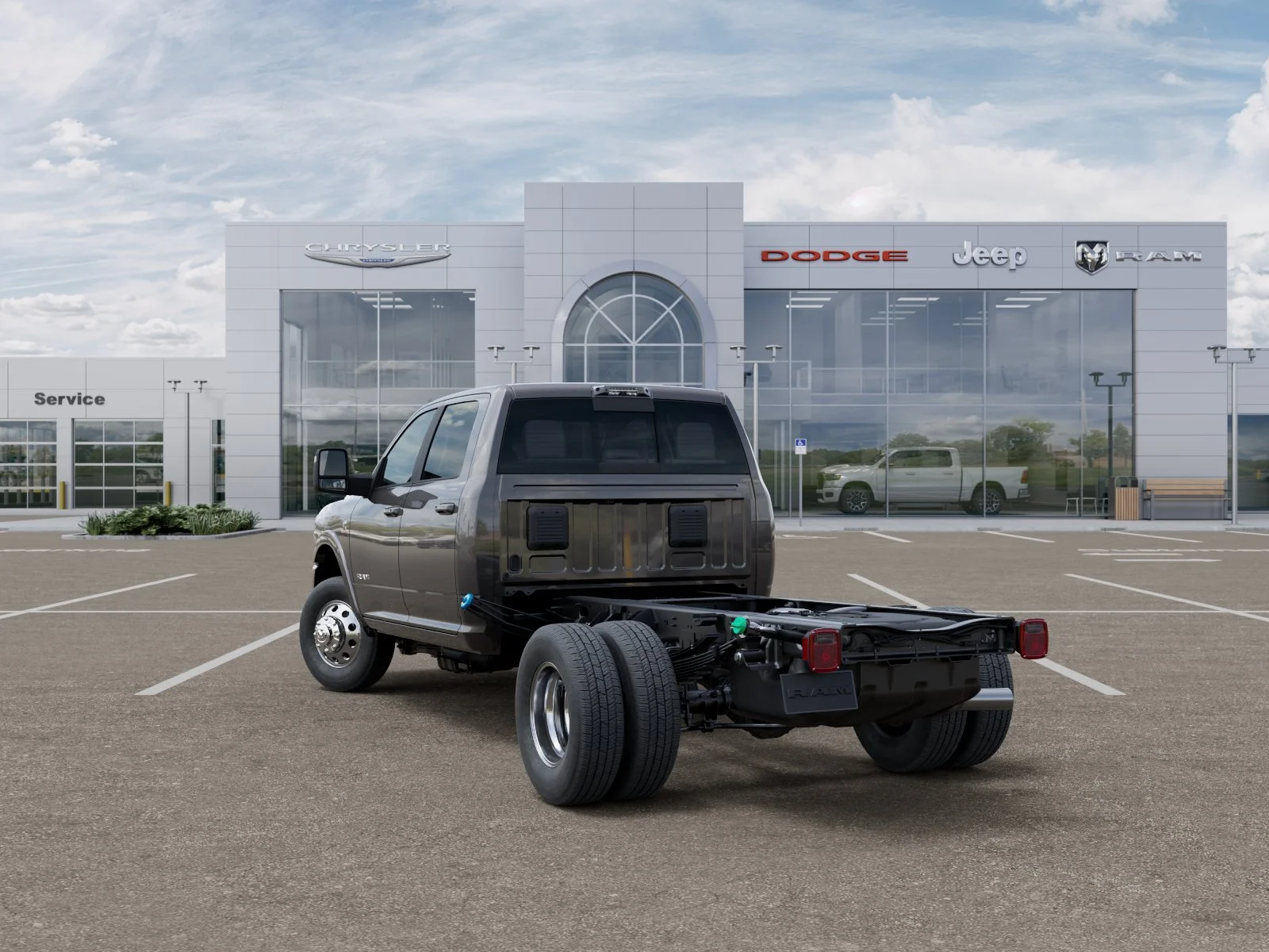 New 2026 Granite Crystal Metallic Clear-Coat Exterior Paint RAM Laramie image 59