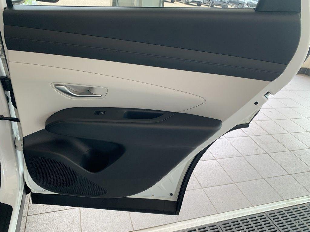 New 2026 White Hyundai SEL AWD image 19