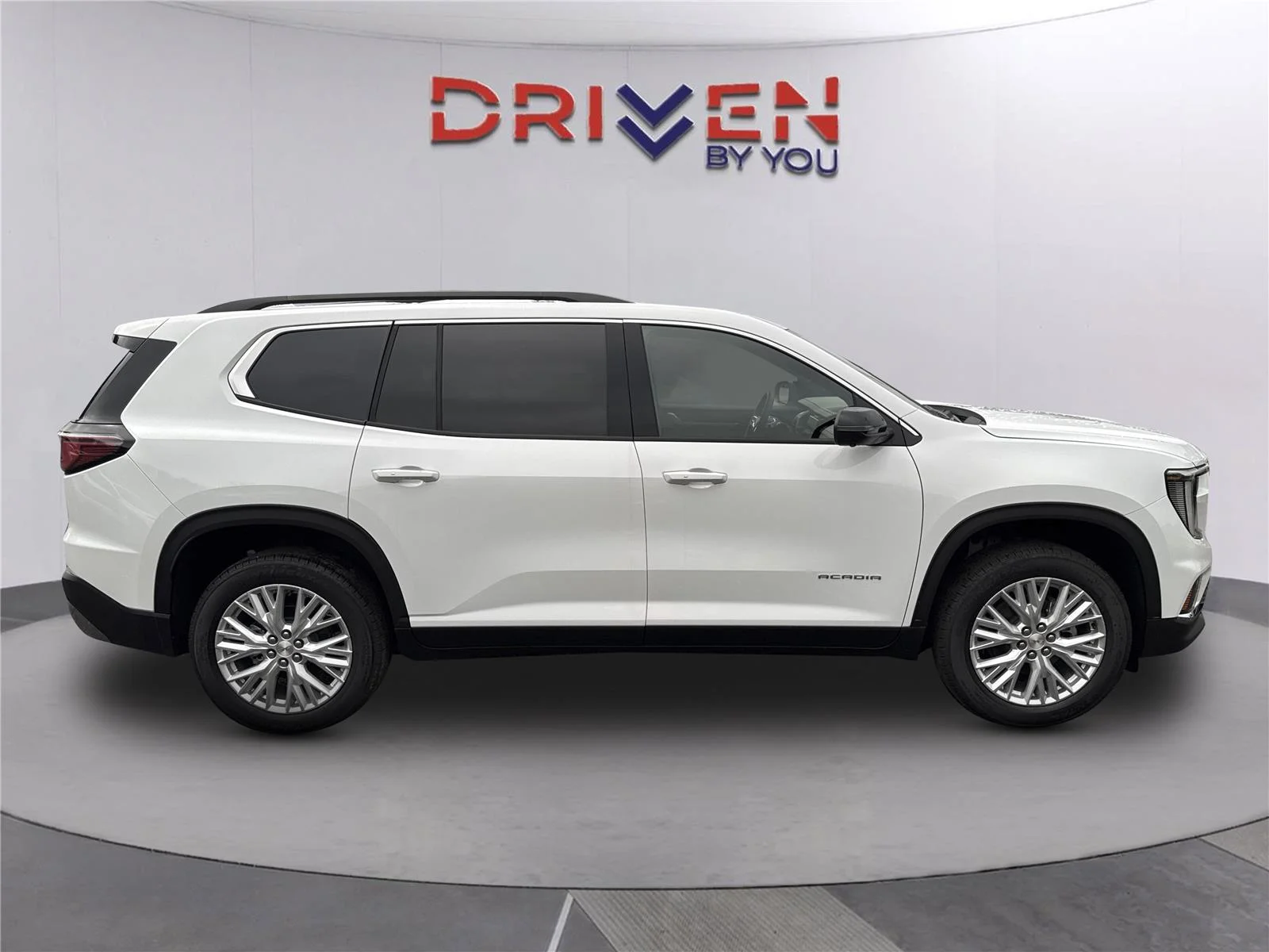 New 2026 Summit White GMC Elevation image 3