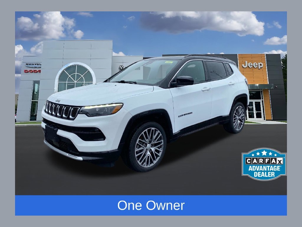 Used 2023 White Jeep Limited image 1