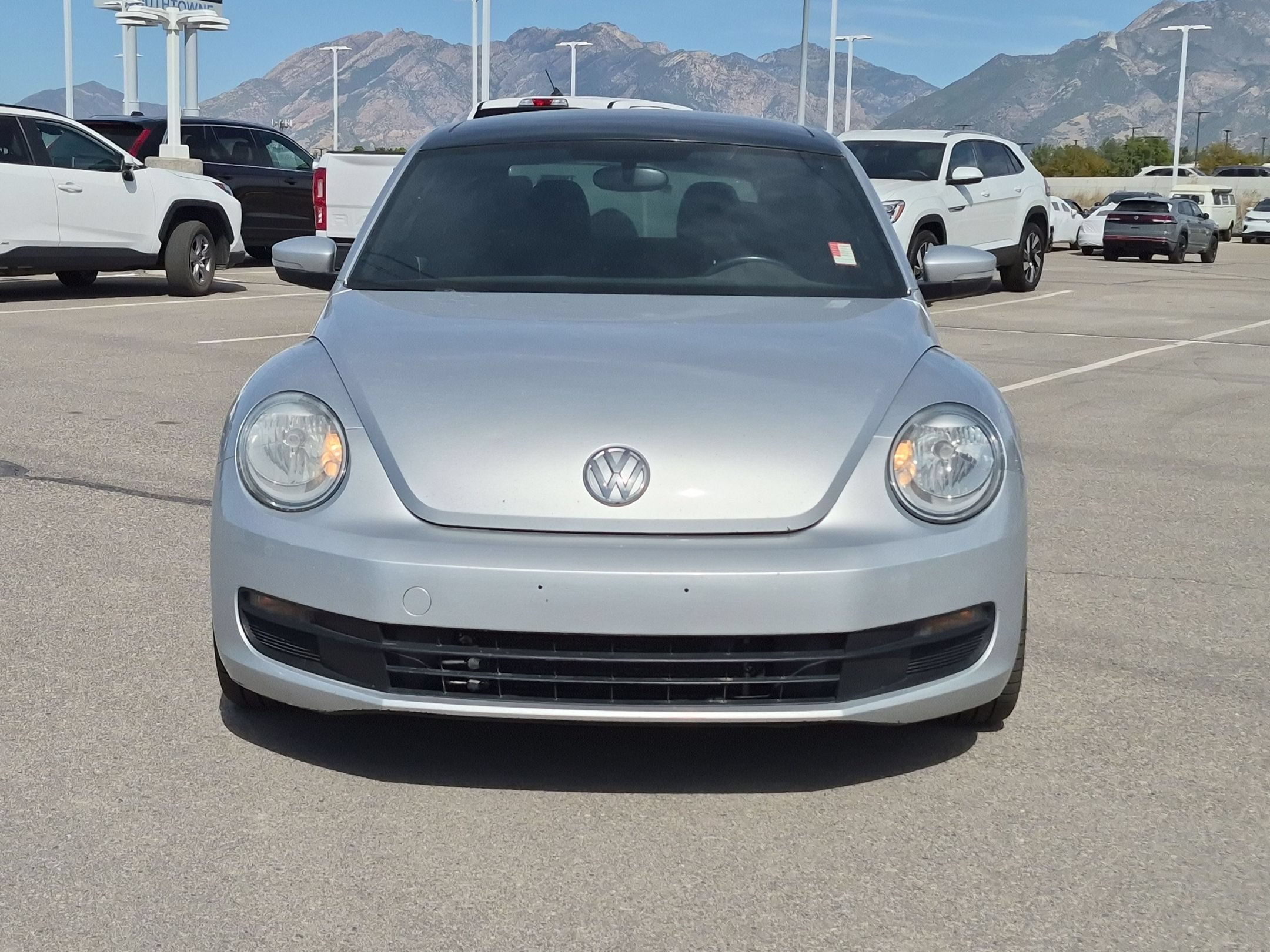 Used 2013 Silver Volkswagen 2.5L image 9