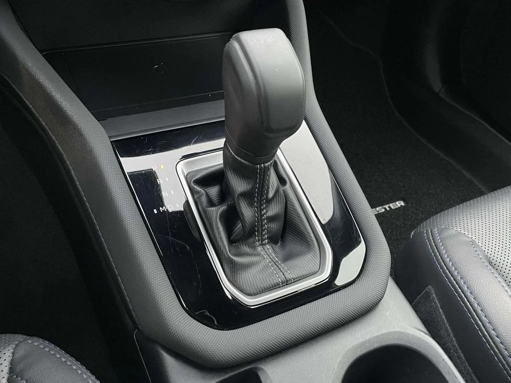 Used 2025 Magnetite Gray Metallic Subaru Limited image 19