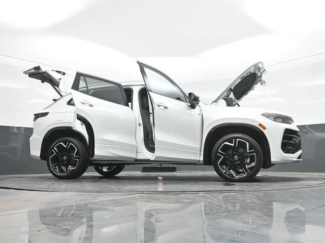 New 2026 White Volkswagen 2.0T SEL R-Line Turbo image 31