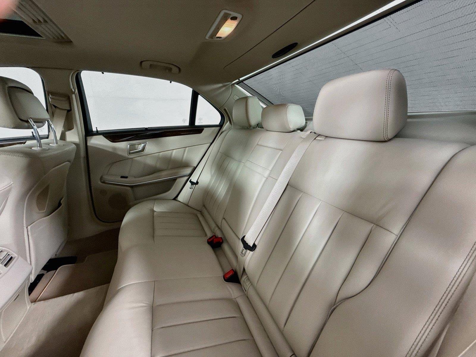 Used 2015 Indigo Blue Metallic Mercedes-Benz E 350 Sport image 32