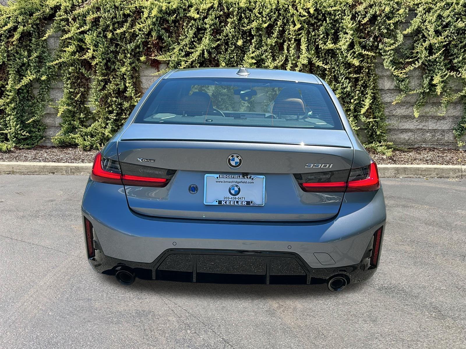 New 2026 Skyscraper Grey Metallic BMW 330i NA xDrive image 5