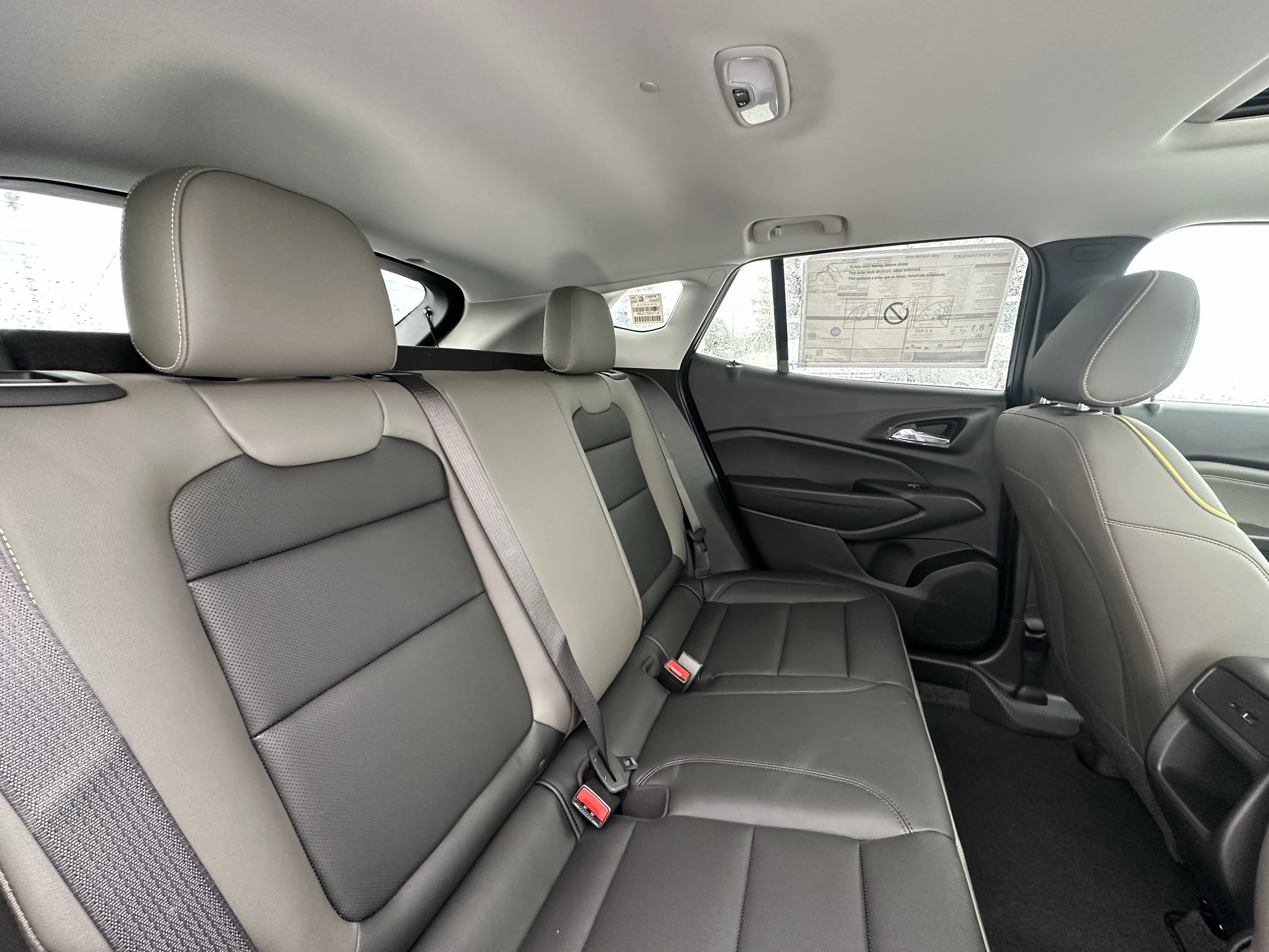 New 2026 Mosaic Black Metallic Chevrolet ACTIV image 22