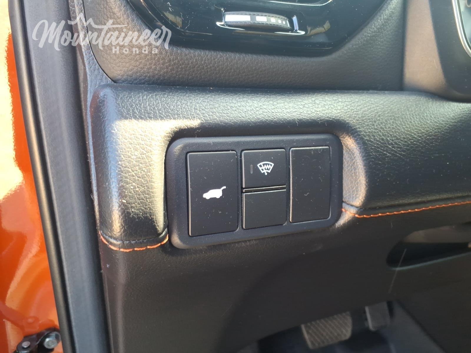 Used 2026 Sunset Orange II Honda TrailSport Elite image 35