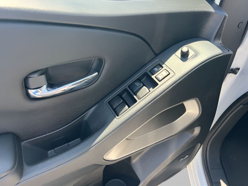 Used 2024 Glacier White Nissan SL image 18