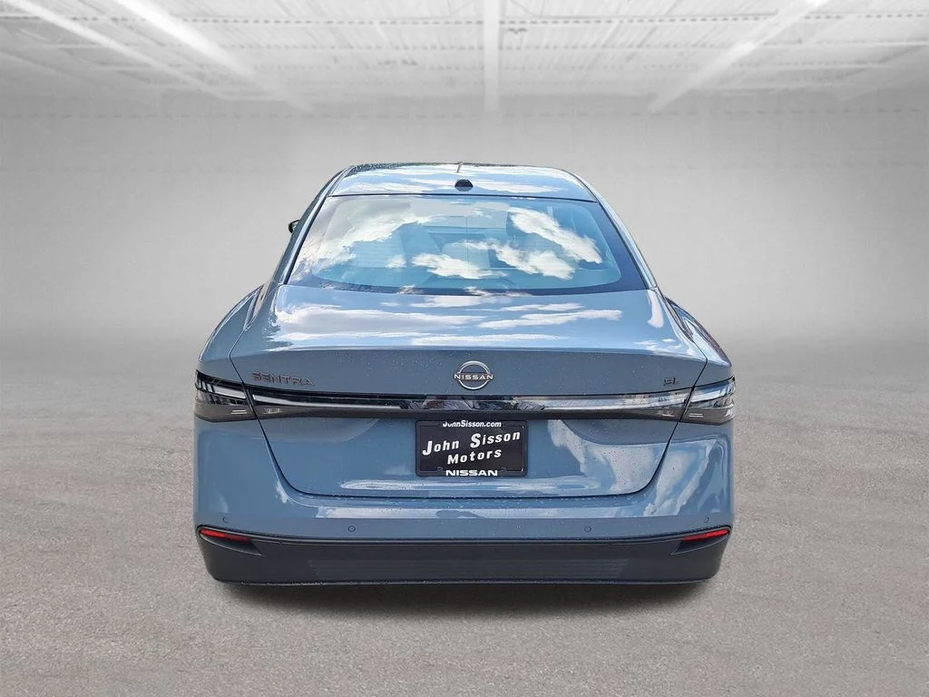 New 2026 Gray Nissan SL image 4