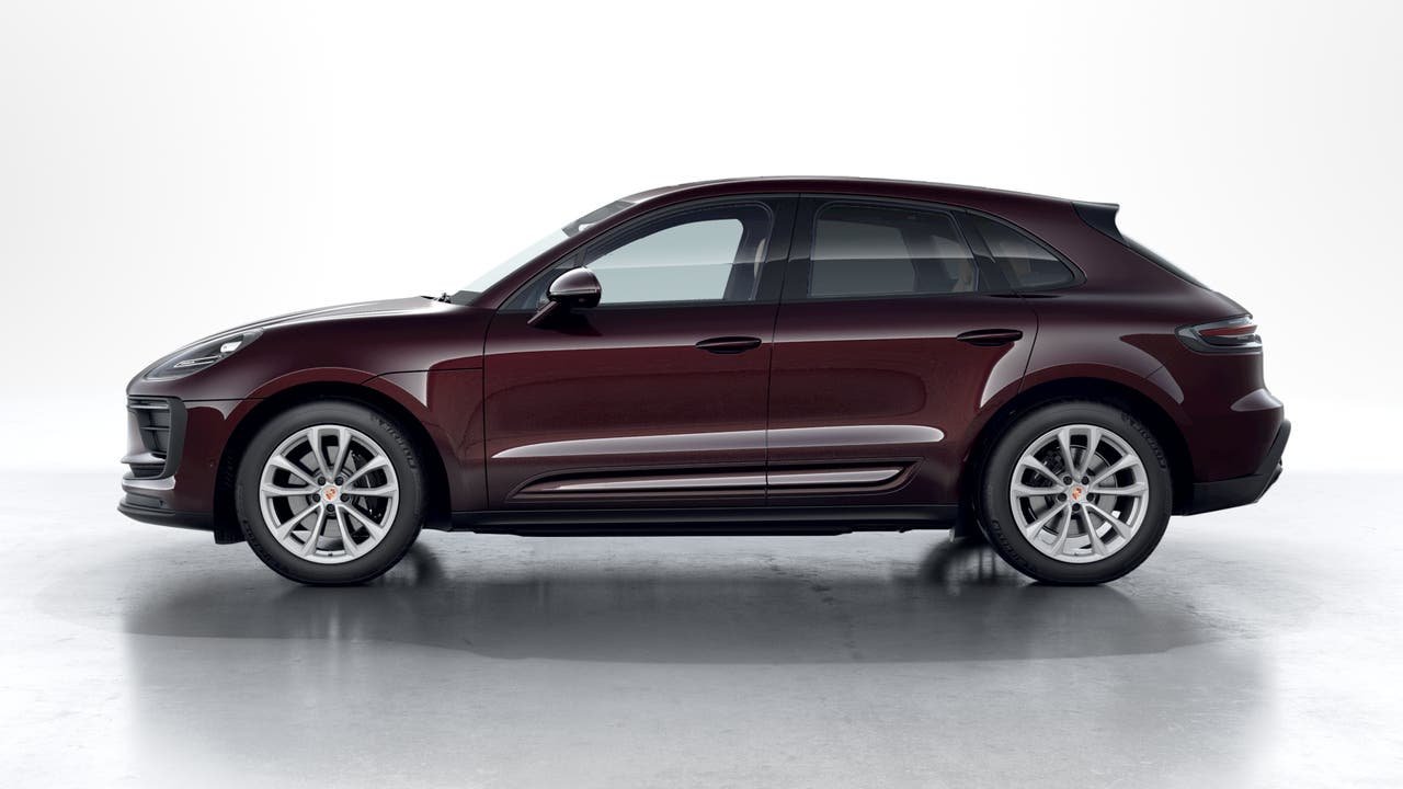 New 2026 Copper Ruby Metallic Porsche  image 2