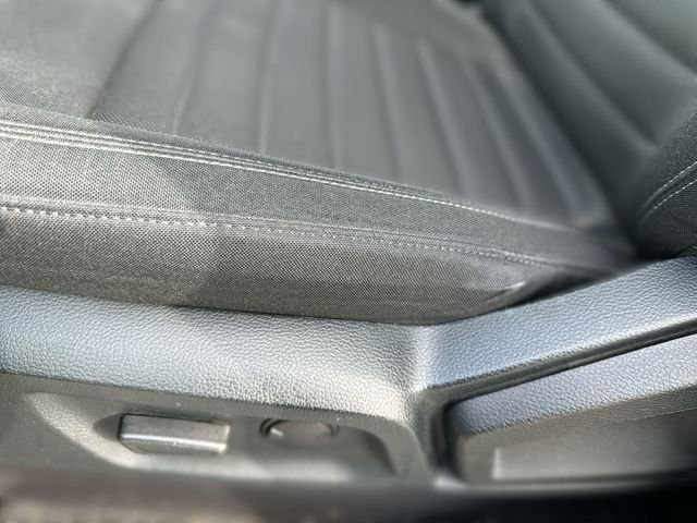 Used 2020 Silver Ford XLT image 14