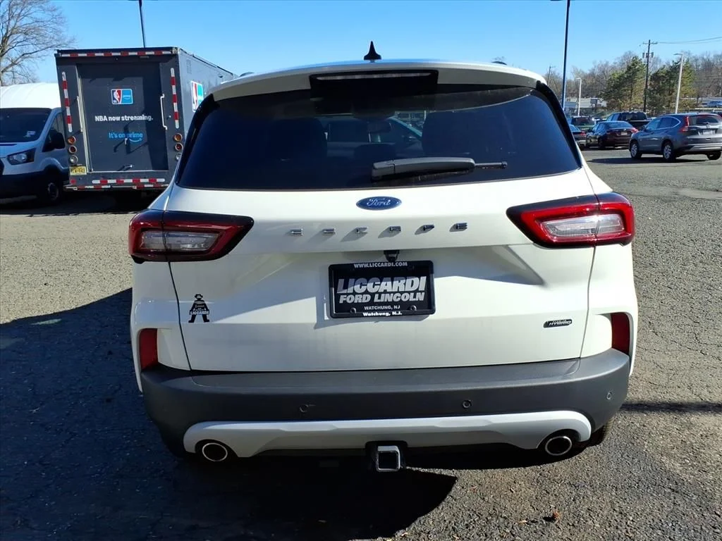 New 2024 Star White Metallic Tri-coat Ford Plug-in Hybrid image 5