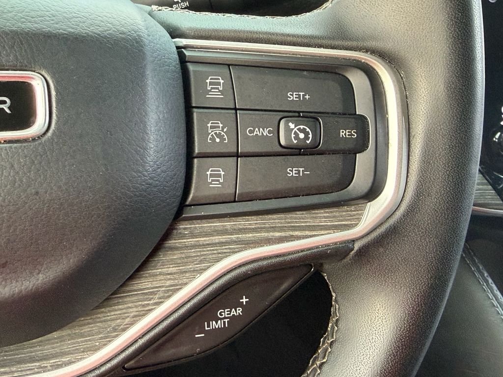 Used 2022 White Jeep Series II image 30