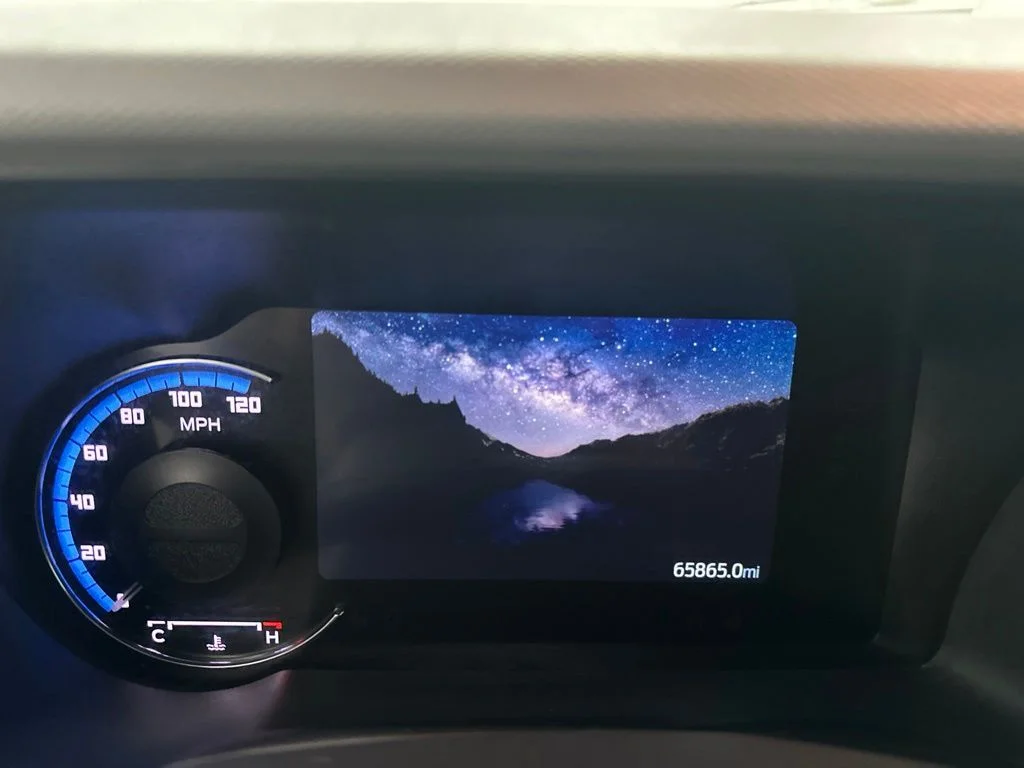 Used 2022 Gray Ford Badlands image 18