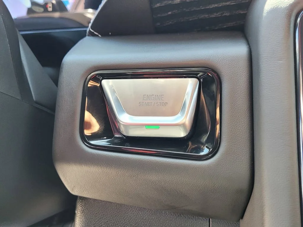 2026 GMC Yukon XL AT4 Ultimate - Photo 19