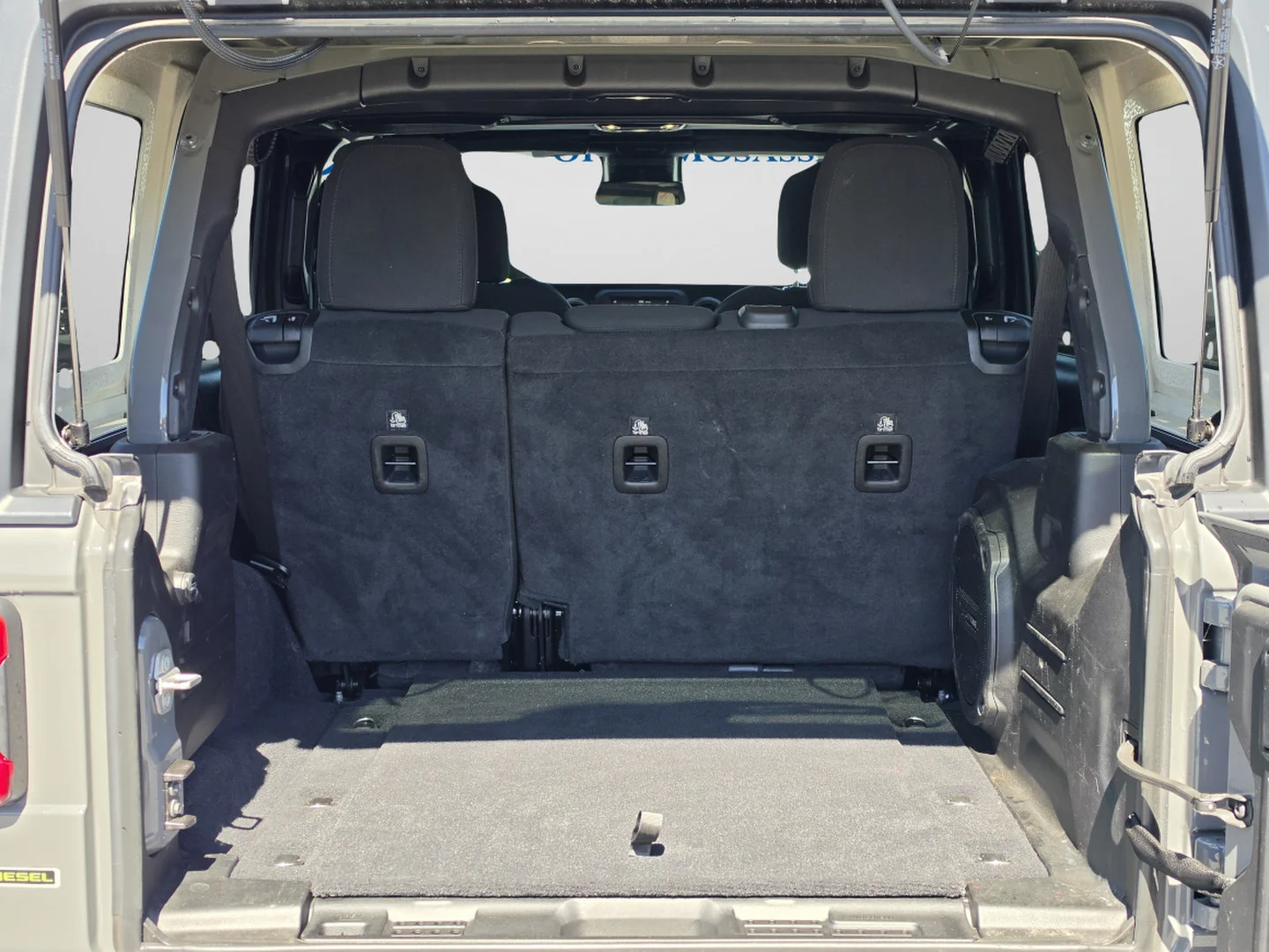 Used 2020 Sting-Gray Clearcoat Jeep Sport S image 15