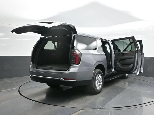 2026 Chevrolet Suburban LS - Photo 29
