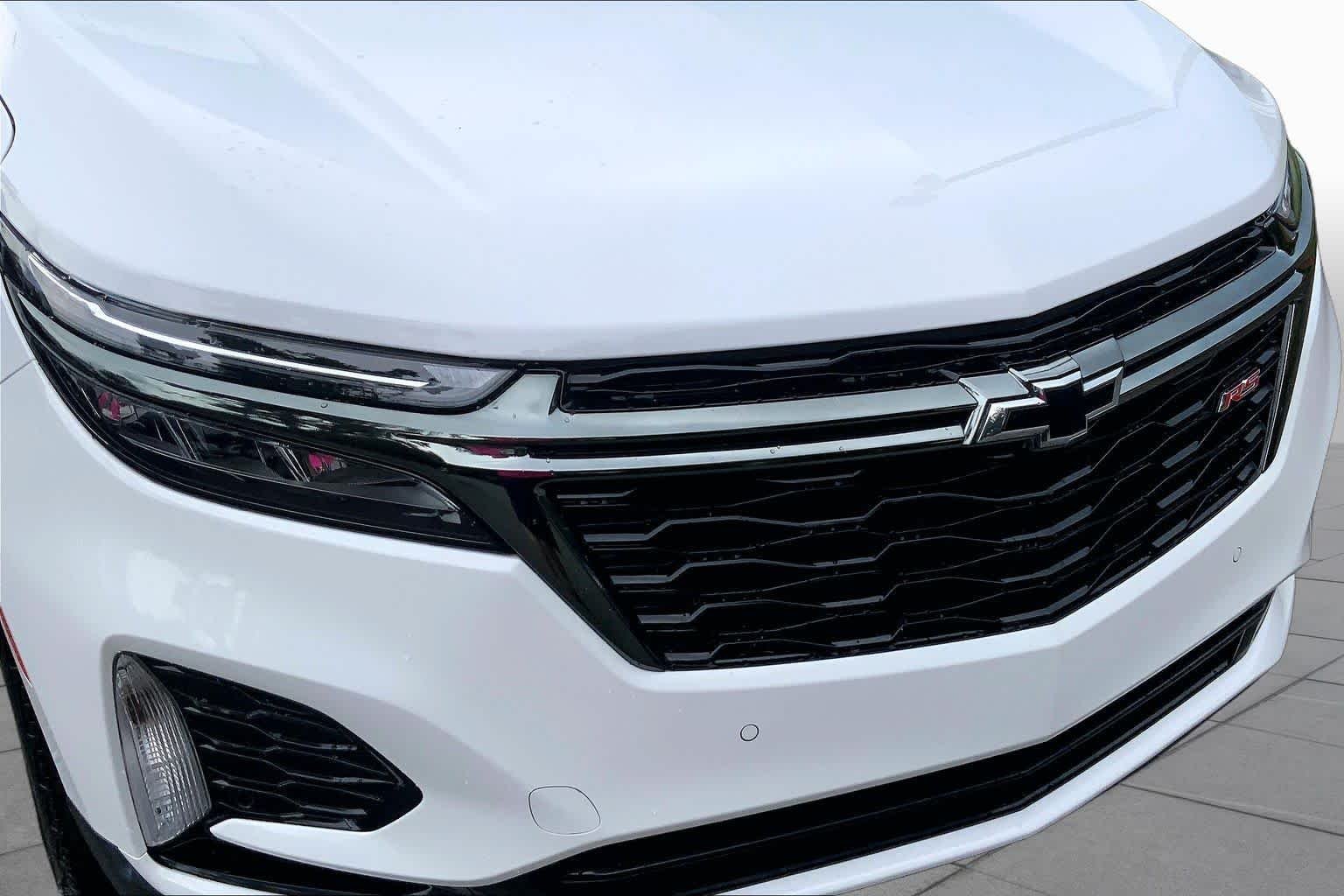 Used 2023 Summit White Chevrolet RS image 29