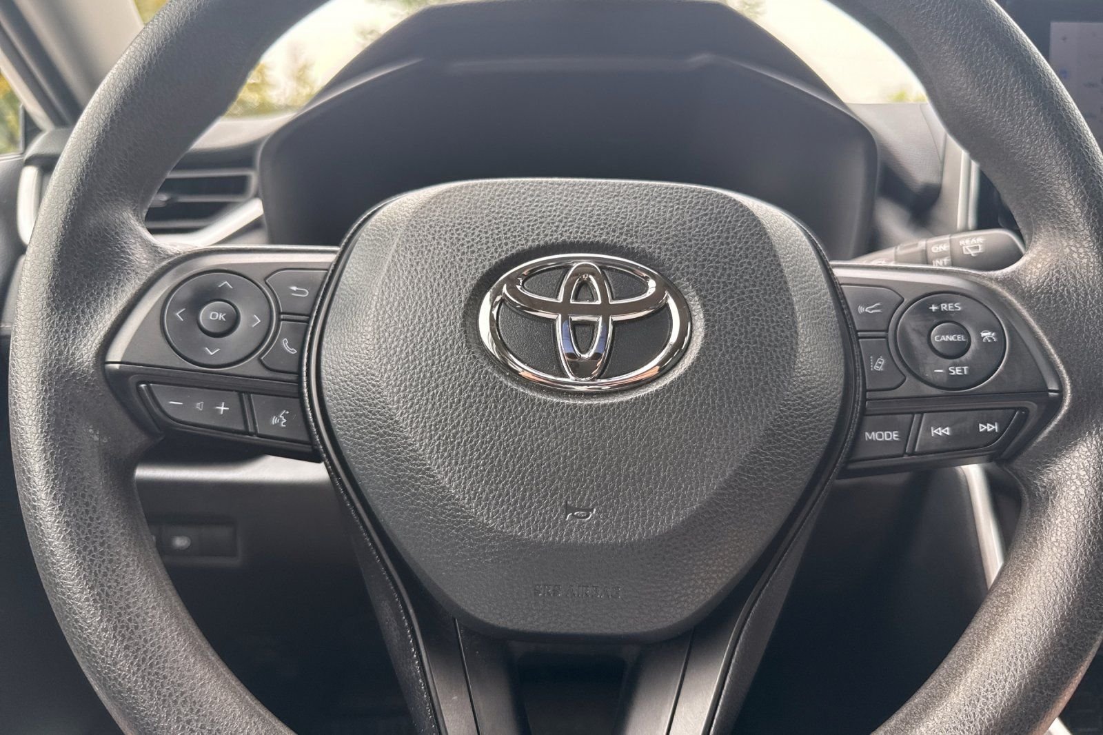 Used 2024 White Toyota XLE image 22