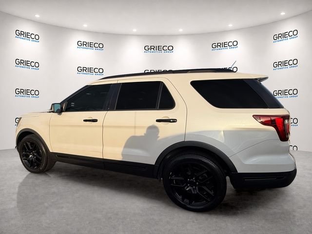 Used 2018 White Ford Sport image 5