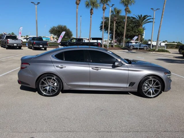 Certified Used 2024 Savile Silver Genesis 2.5T image 3
