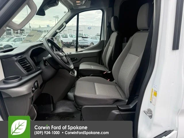 New 2026 Oxford White Ford Base image 2