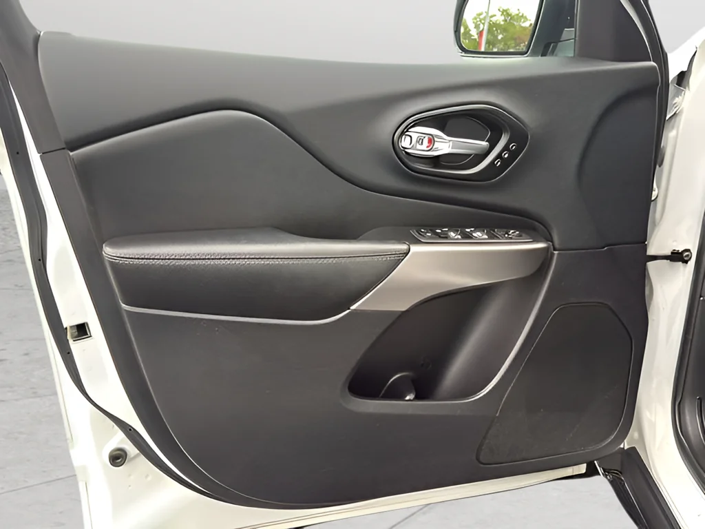 2022 Jeep Cherokee Limited - Photo 9