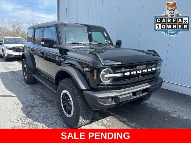 2023 Ford Bronco Outer Banks 4x4's photo