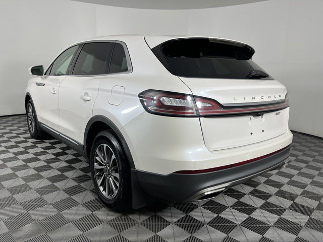Used 2019 White Platinum Clearcoat Metallic Lincoln Select image 5