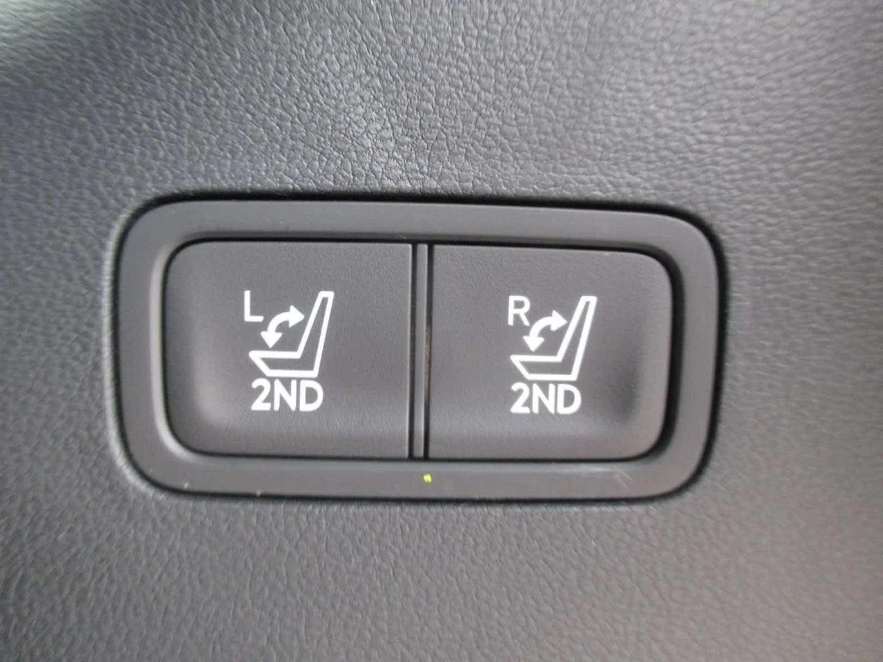 New 2026 White Hyundai Calligraphy image 7