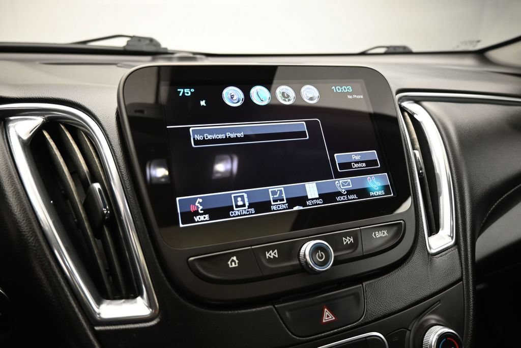 Used 2017 Black Chevrolet LT image 15
