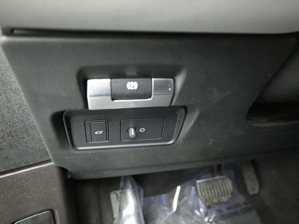 2020 LAND ROVER RANGE ROVER EVOQUE - Image 19