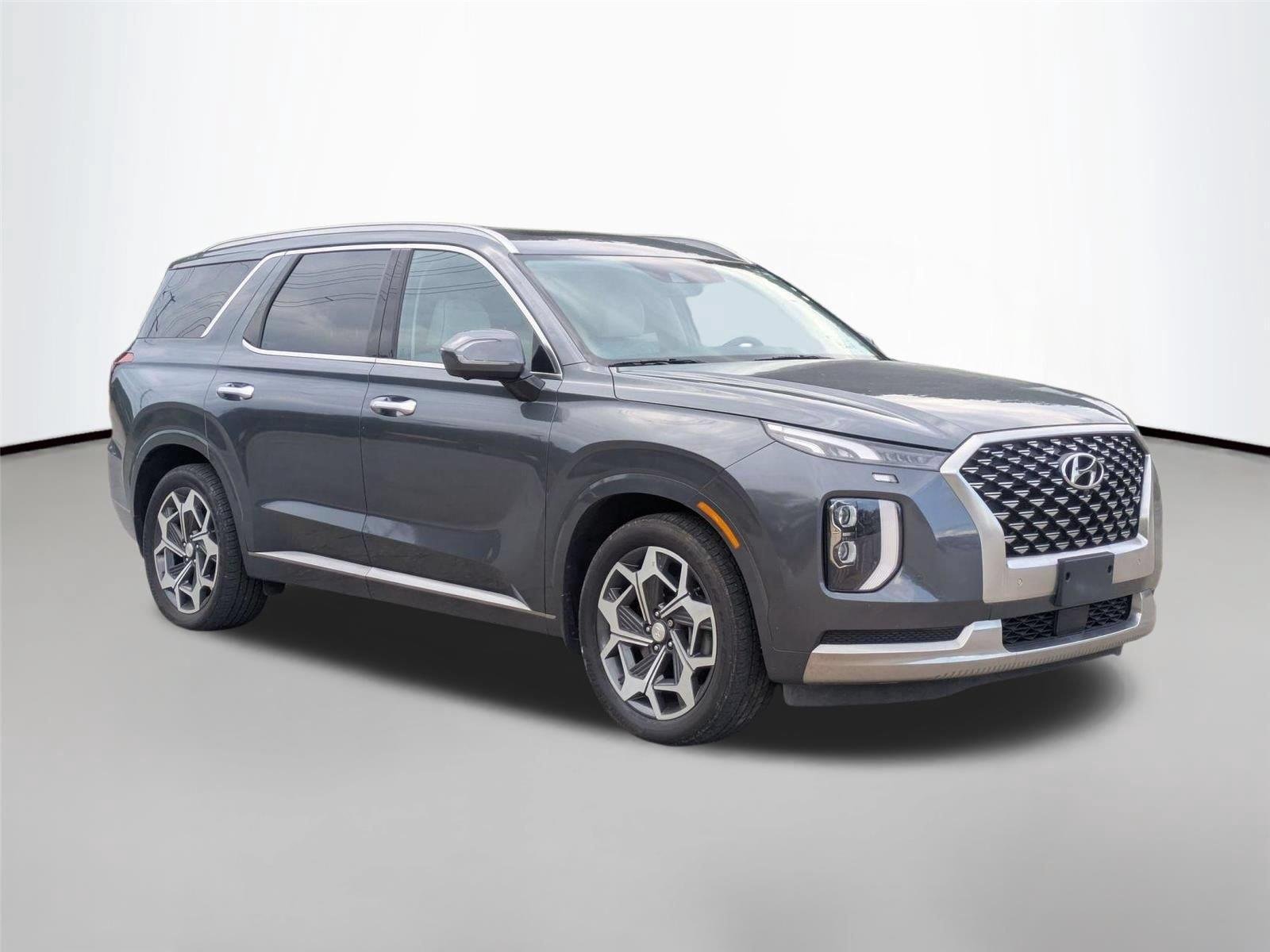 Used 2022  HYUNDAI  image 3