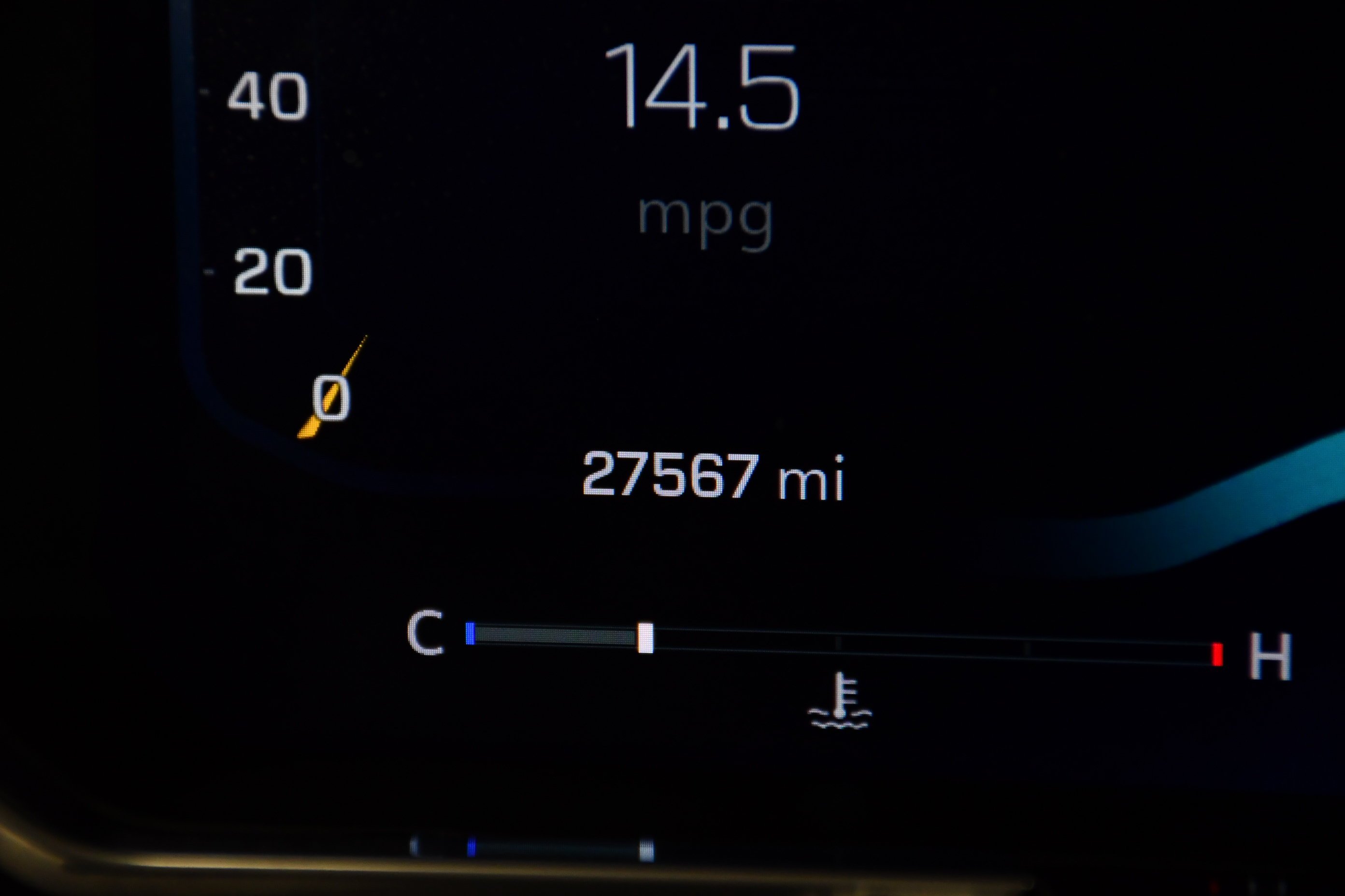 Used 2026 Summit White Chevrolet LT image 18