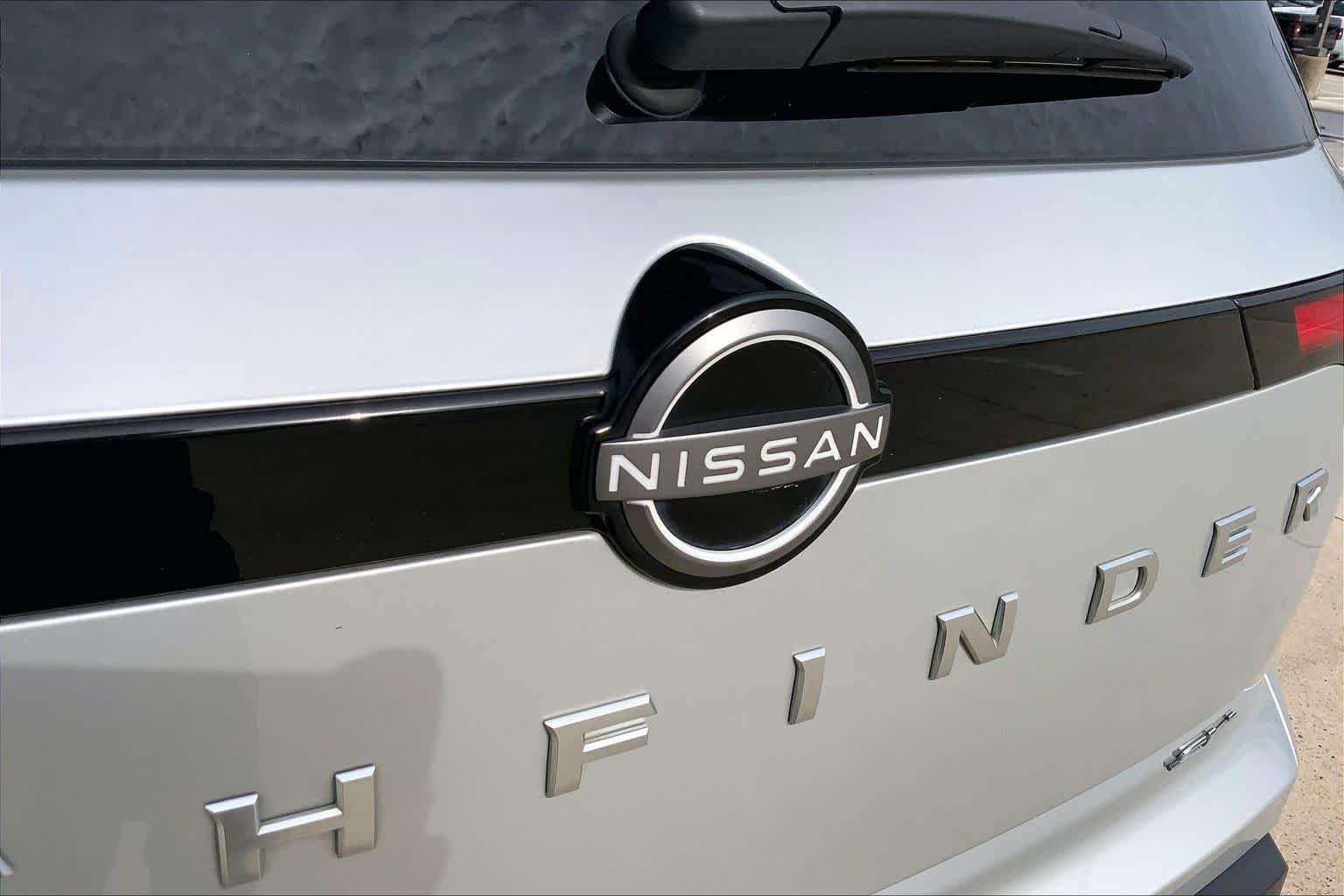Used 2024 Brilliant Silver Metallic Nissan SV image 29
