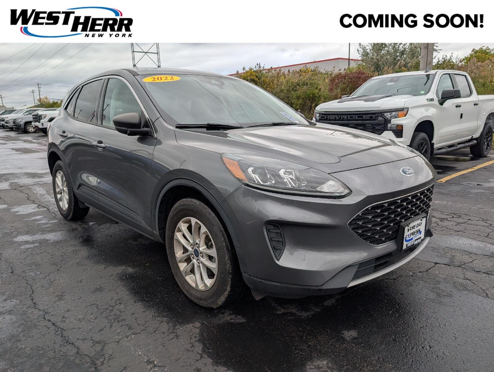 Used 2022 Carbonized Gray Ford SE image 1