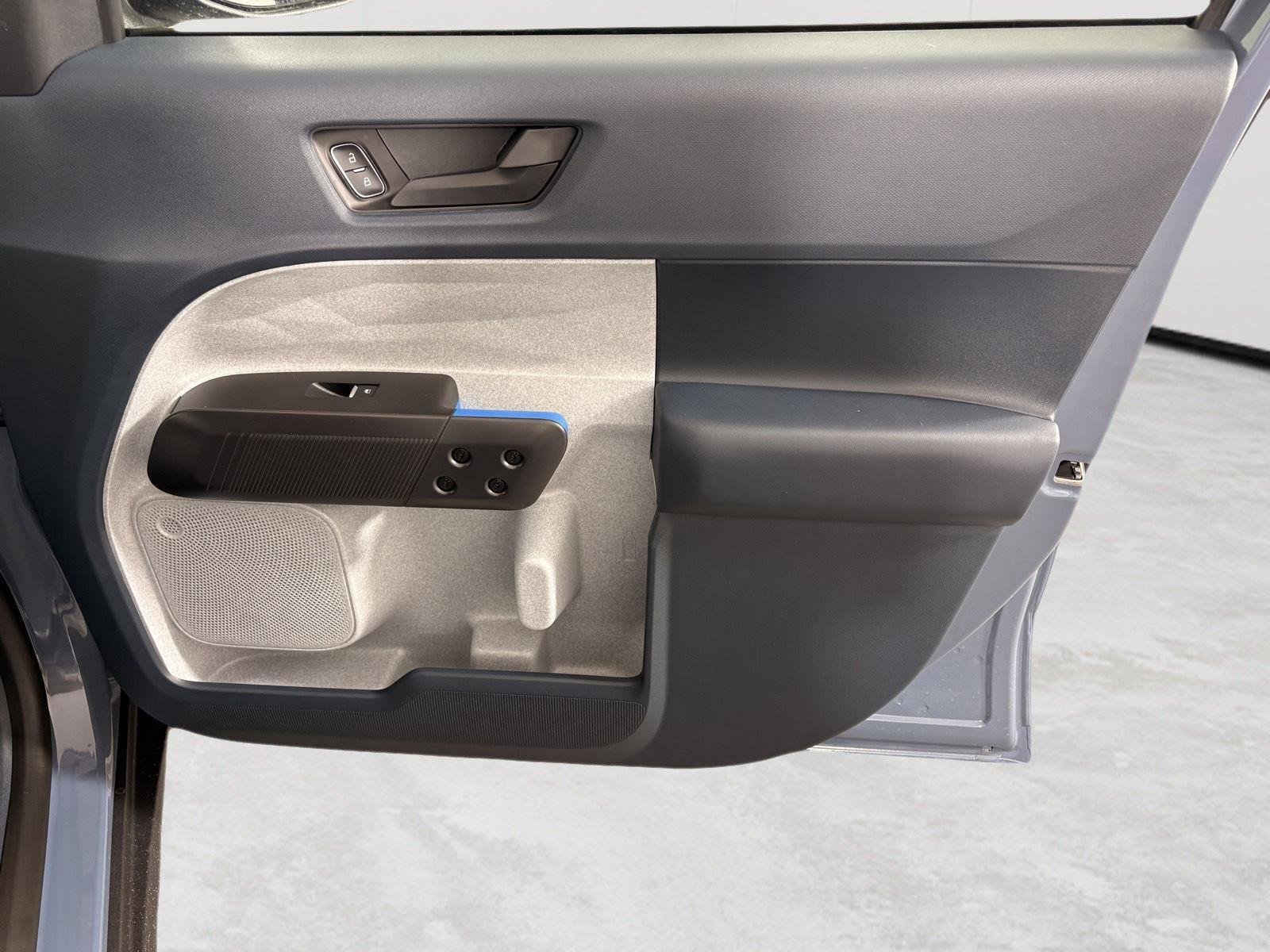 New 2026 Azure Gray Metallic Tri-Coat Ford XLT image 27