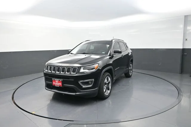 Used 2018 Black Jeep Limited image 33