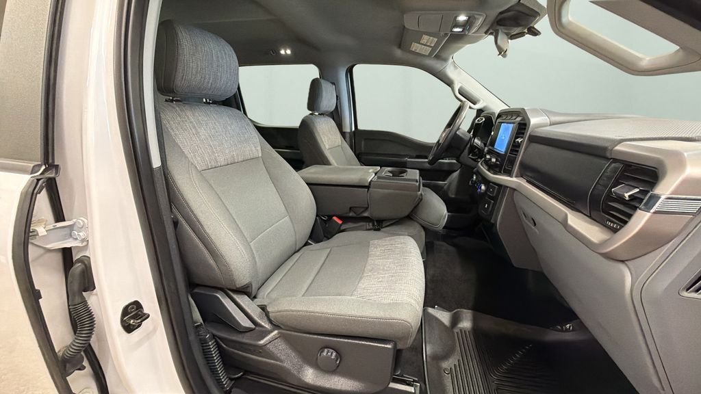 Used 2021 White Ford XLT image 13